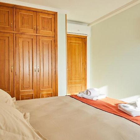 Padron Suites Ngoại thất bức ảnh