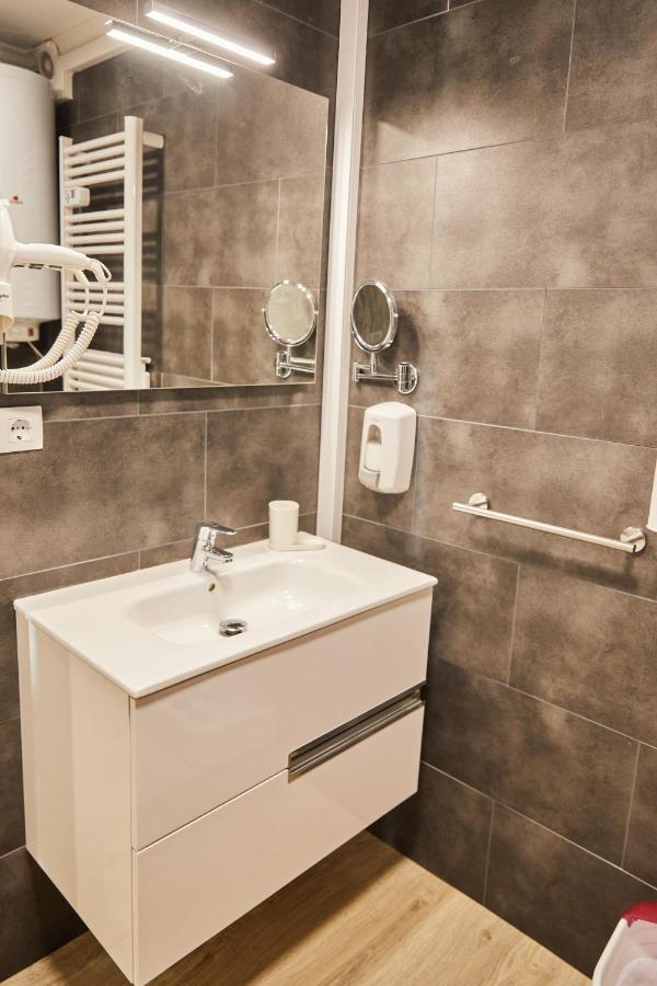 Padron Suites Ngoại thất bức ảnh