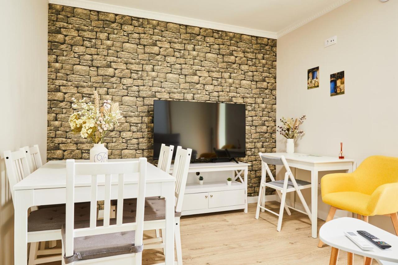 Padron Suites Ngoại thất bức ảnh