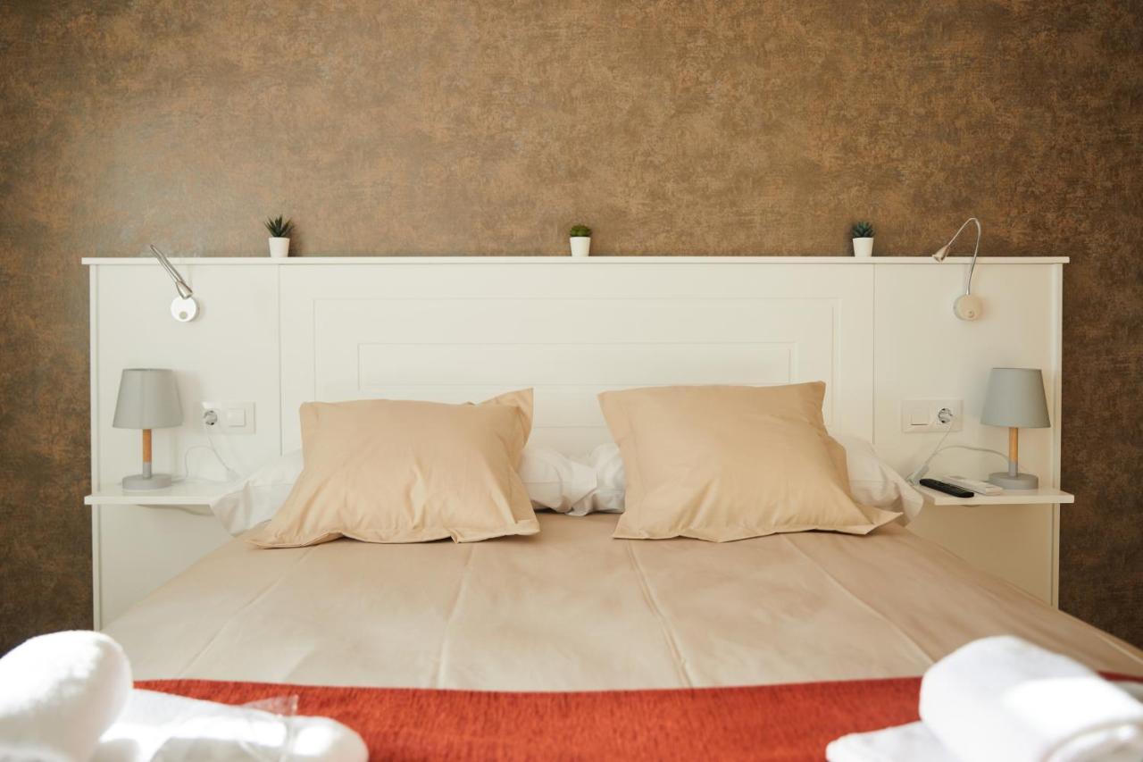 Padron Suites Ngoại thất bức ảnh