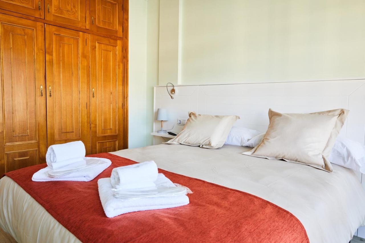 Padron Suites Ngoại thất bức ảnh